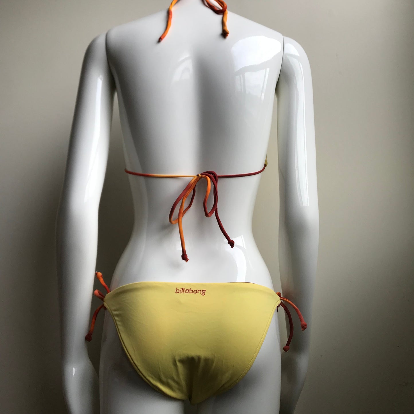 Billabong Bikini Orange Tie Dye Reversible to solid yellow Triangle padded swimsuit