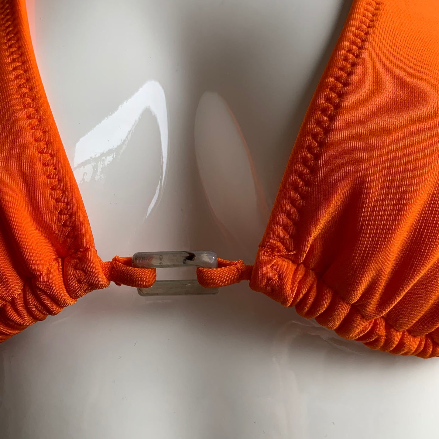 Raisins orange solid halter top