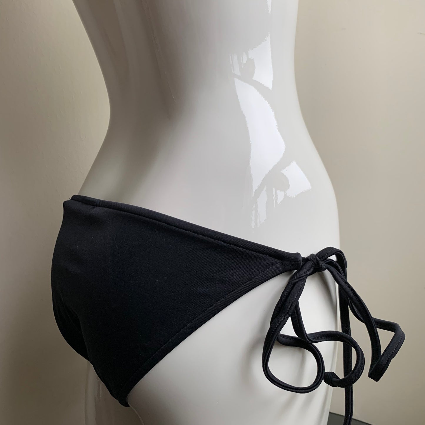 Milly Cabana solid Black Fiji String tie side bikini swim bottom S Made in USA