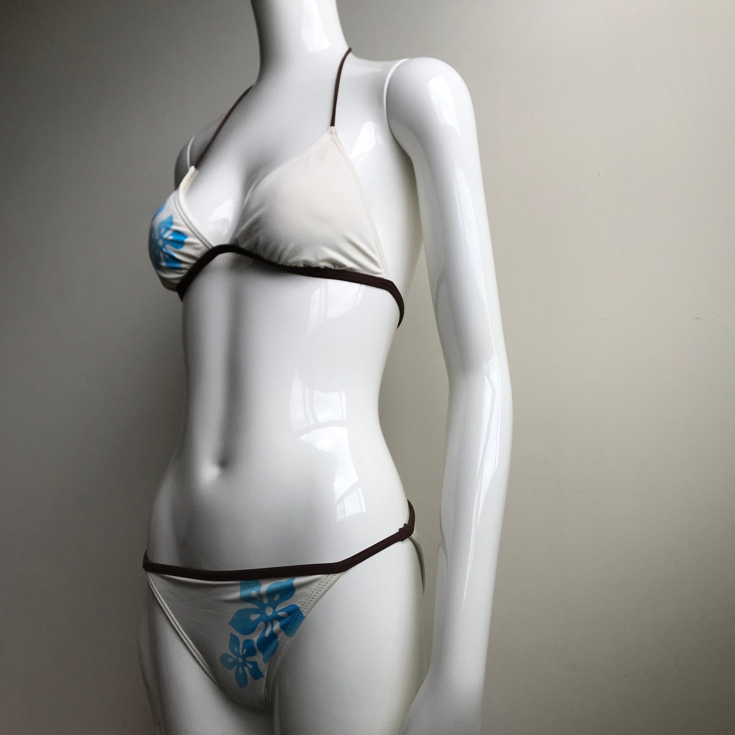 Billabong Bikini Cream & Brown Floral printed triangle swimsuit set