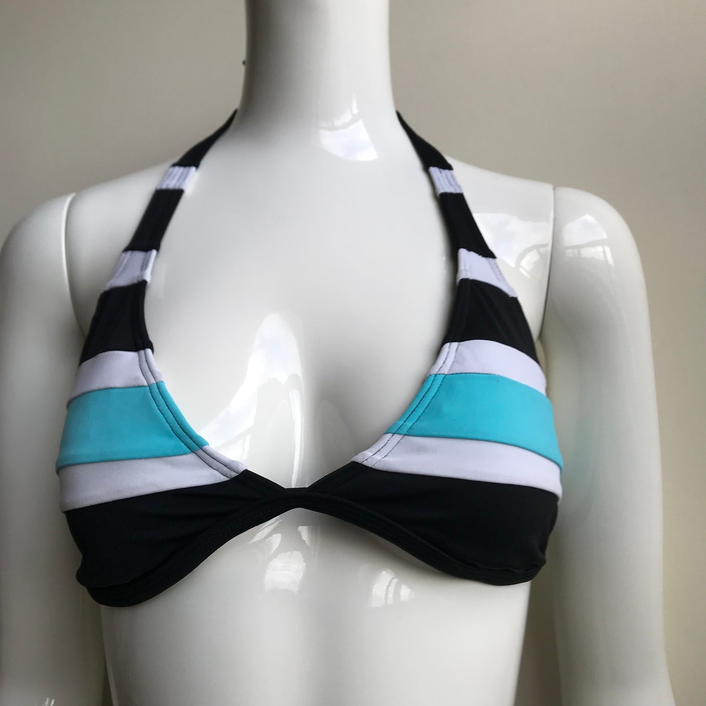 Billabong Bikini Blue & Black D cup Halter top Belted bottom swimsuit