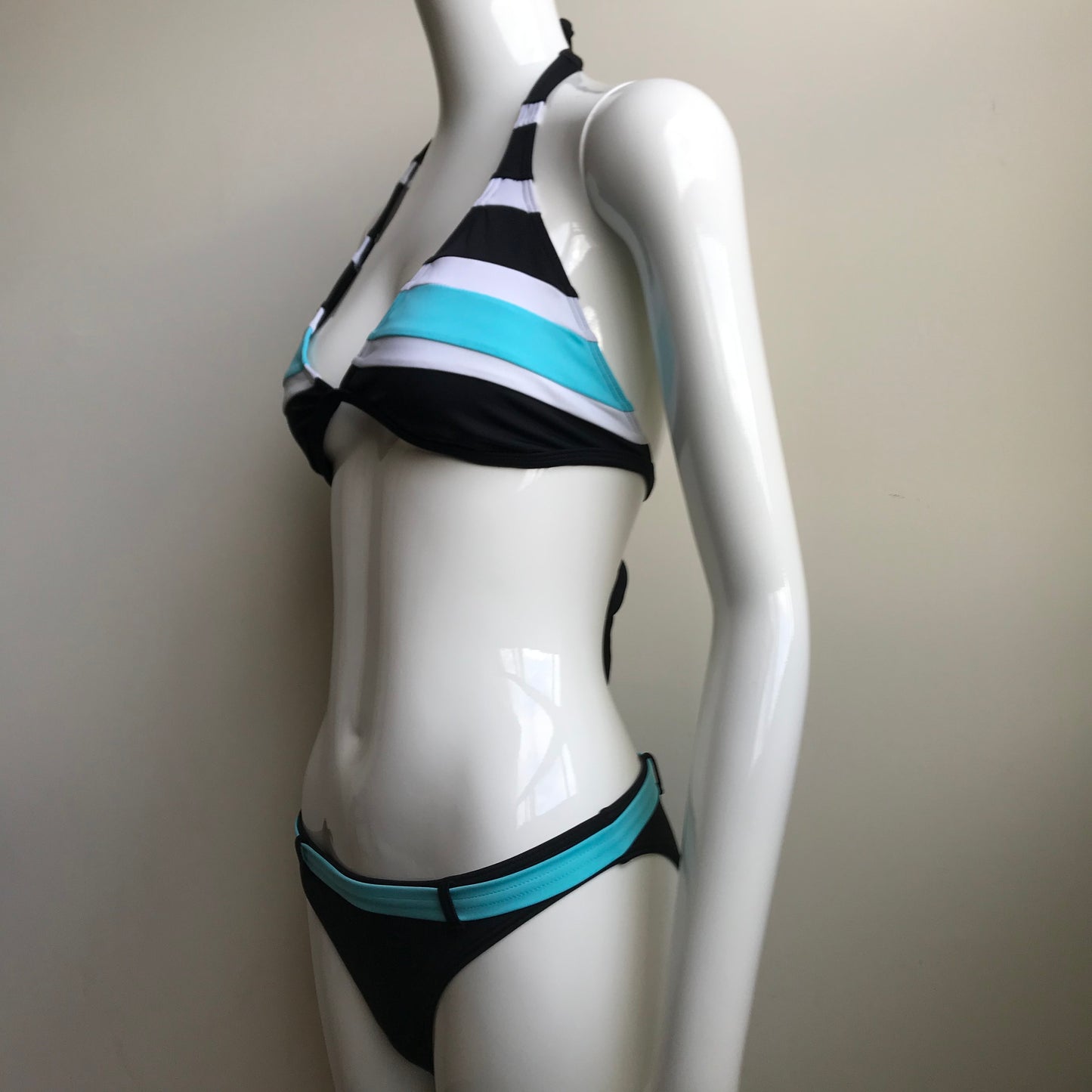 Billabong Bikini Blue & Black D cup Halter top Belted bottom swimsuit