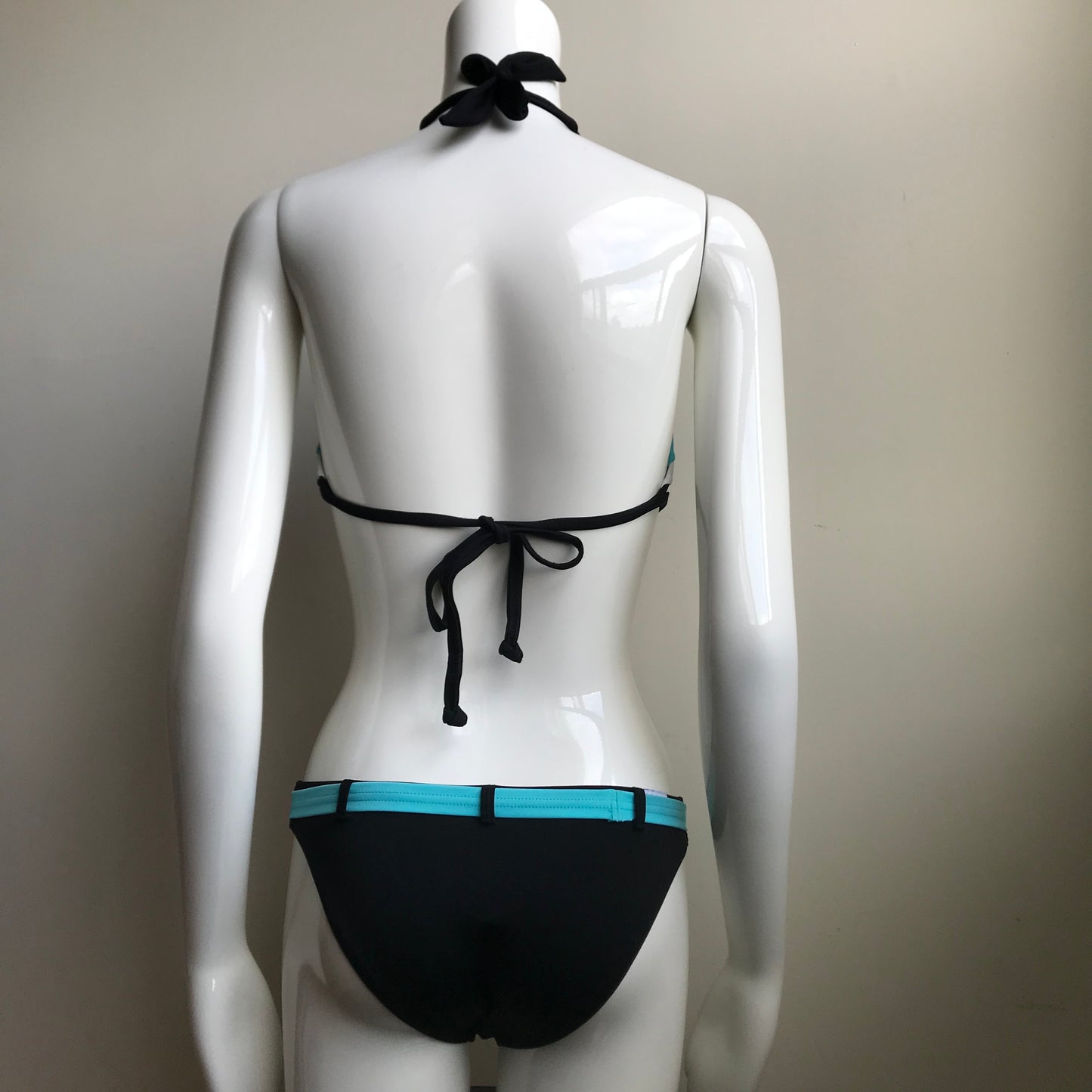 Billabong Bikini Blue & Black D cup Halter top Belted bottom swimsuit