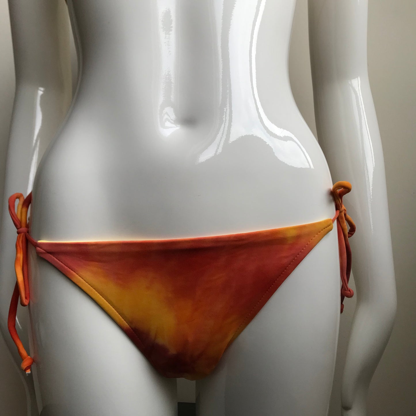 Billabong Bikini Orange Tie Dye Reversible to solid yellow Triangle padded swimsuit