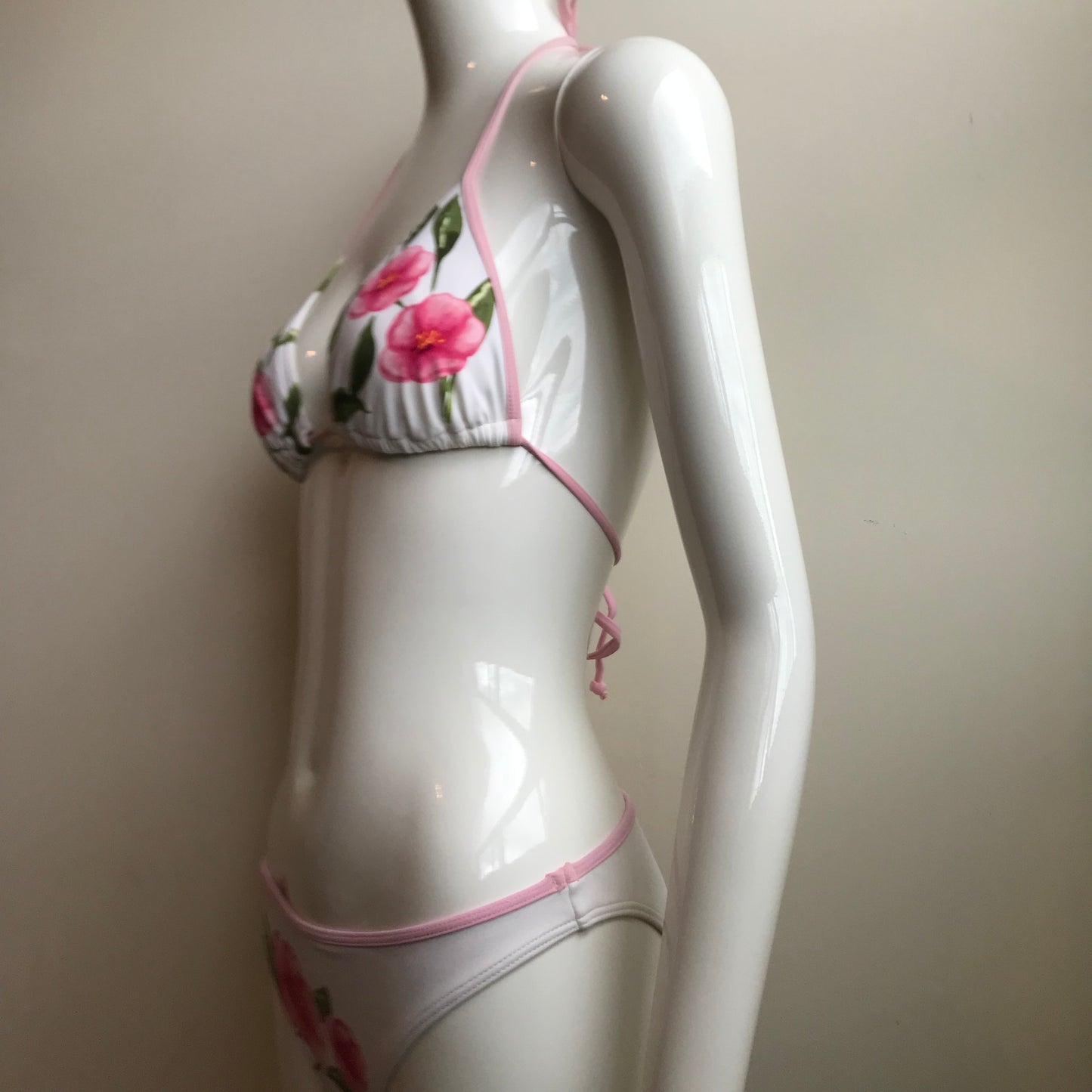 Billabong Bikini Pink & White Floral Print low rise triangle top swimsuit