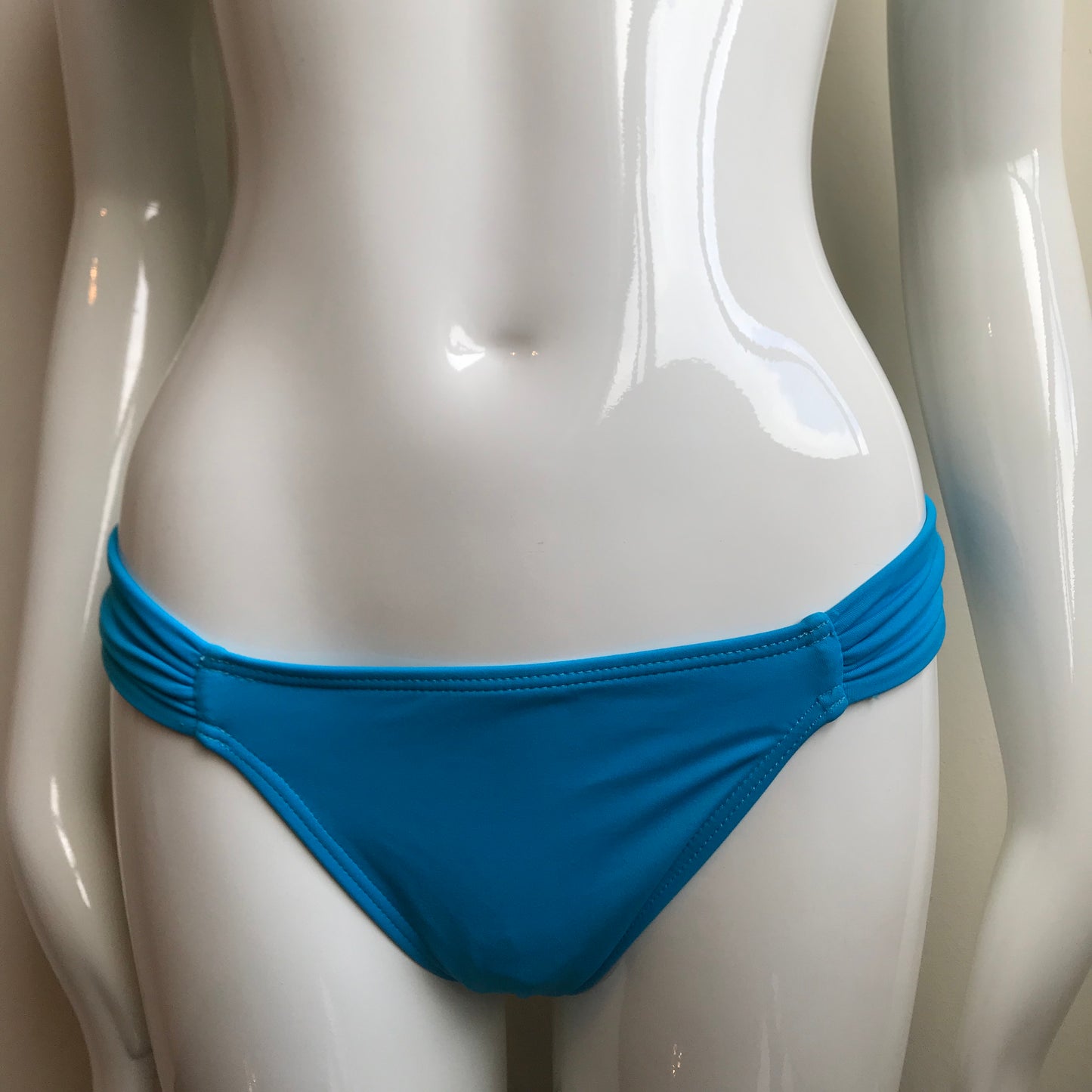 Billabong Bikini Solid Electric Blue Halter Top Low rise swimsuit