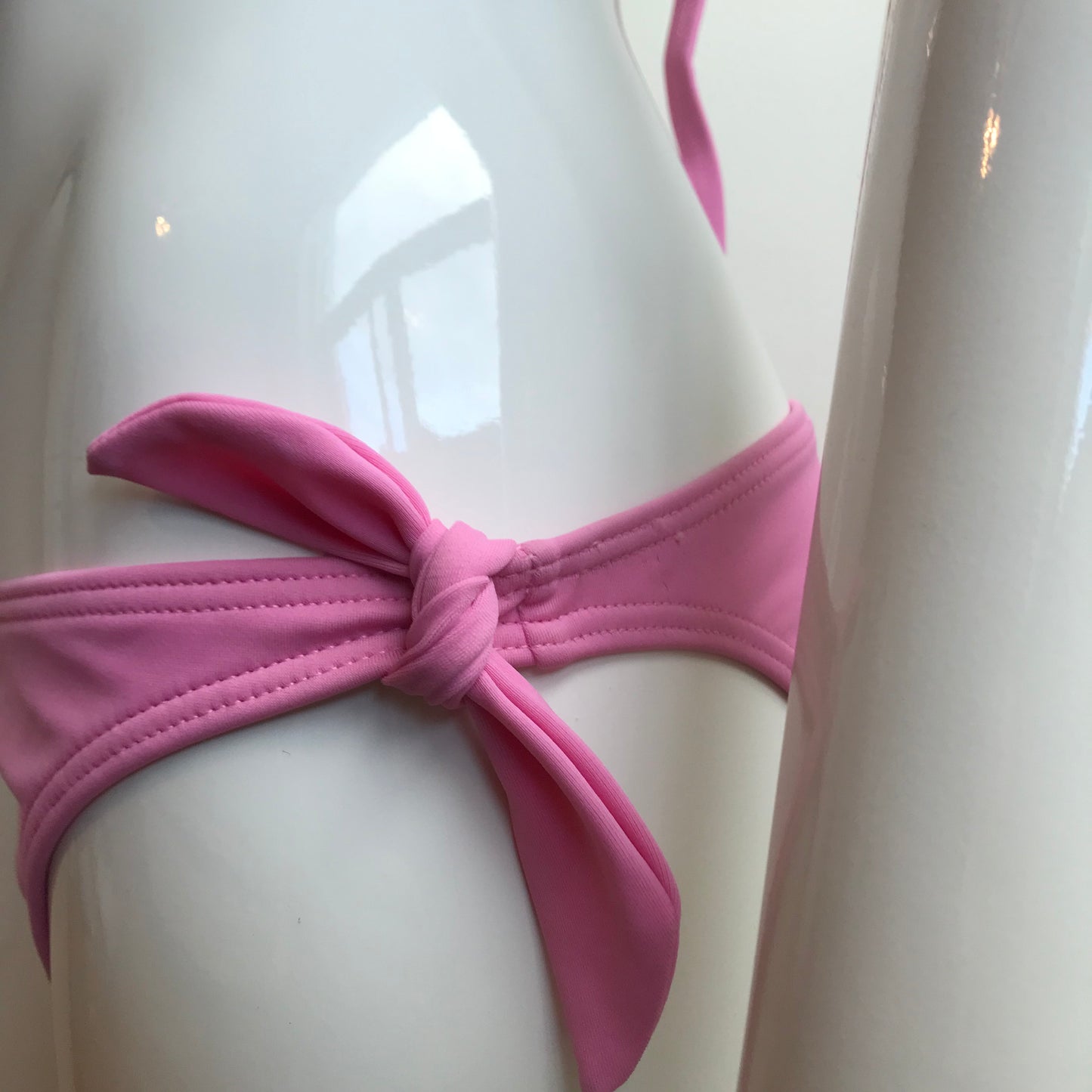 Billabong Bikini  Light Pink D cup Halter top Style Low rise Swimsuit