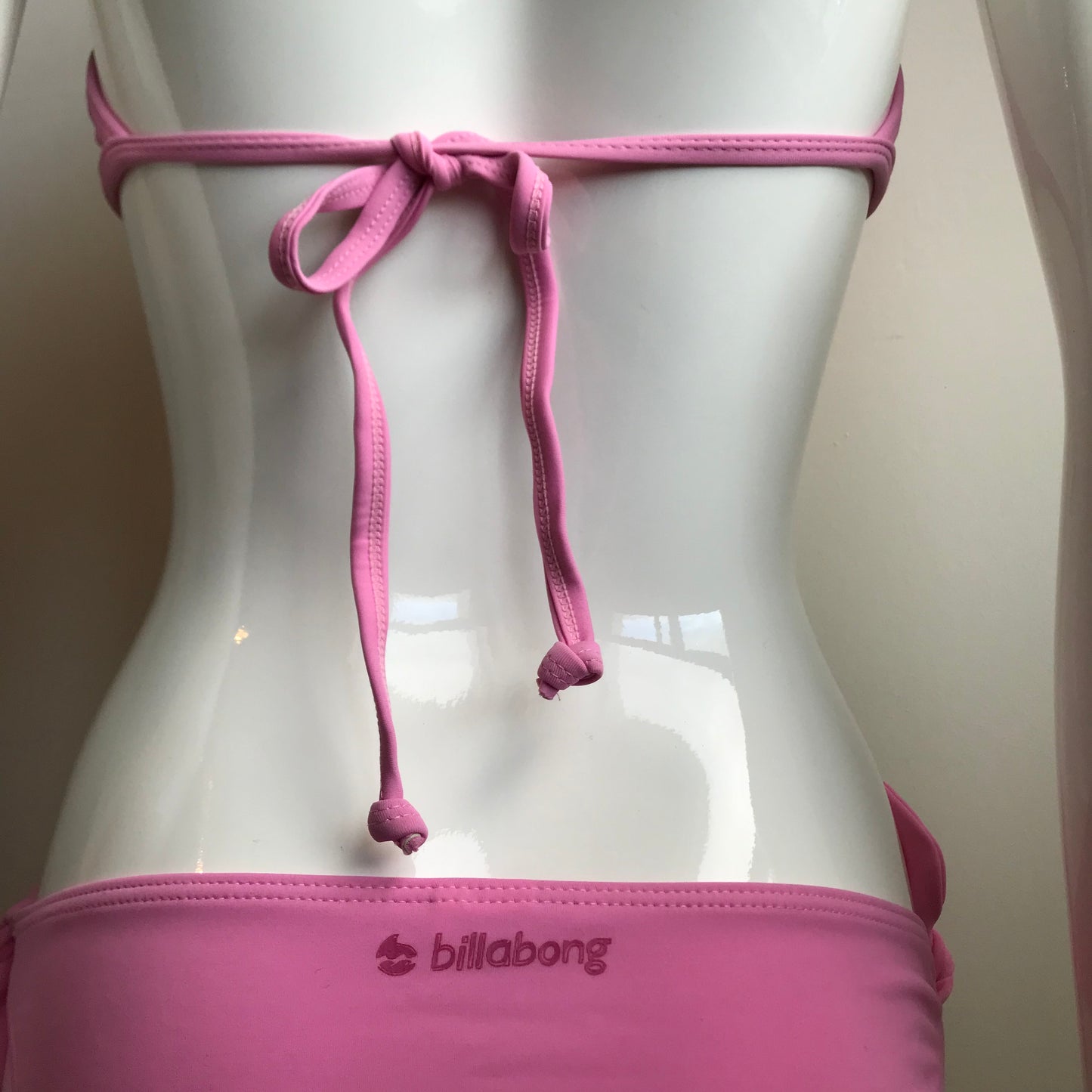 Billabong Bikini  Light Pink D cup Halter top Style Low rise Swimsuit