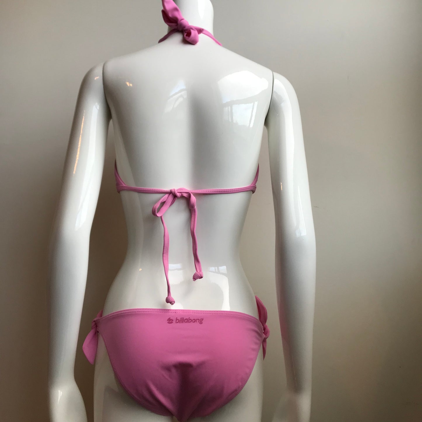 Billabong Bikini  Light Pink D cup Halter top Style Low rise Swimsuit