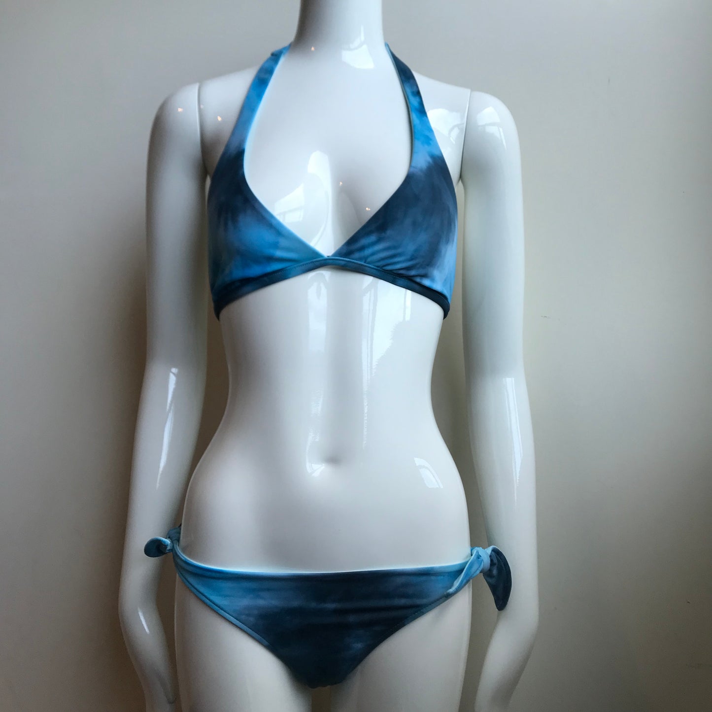 Billabong Bikini  Reversible Blue Tie Dye halter top low rise Swimsuit