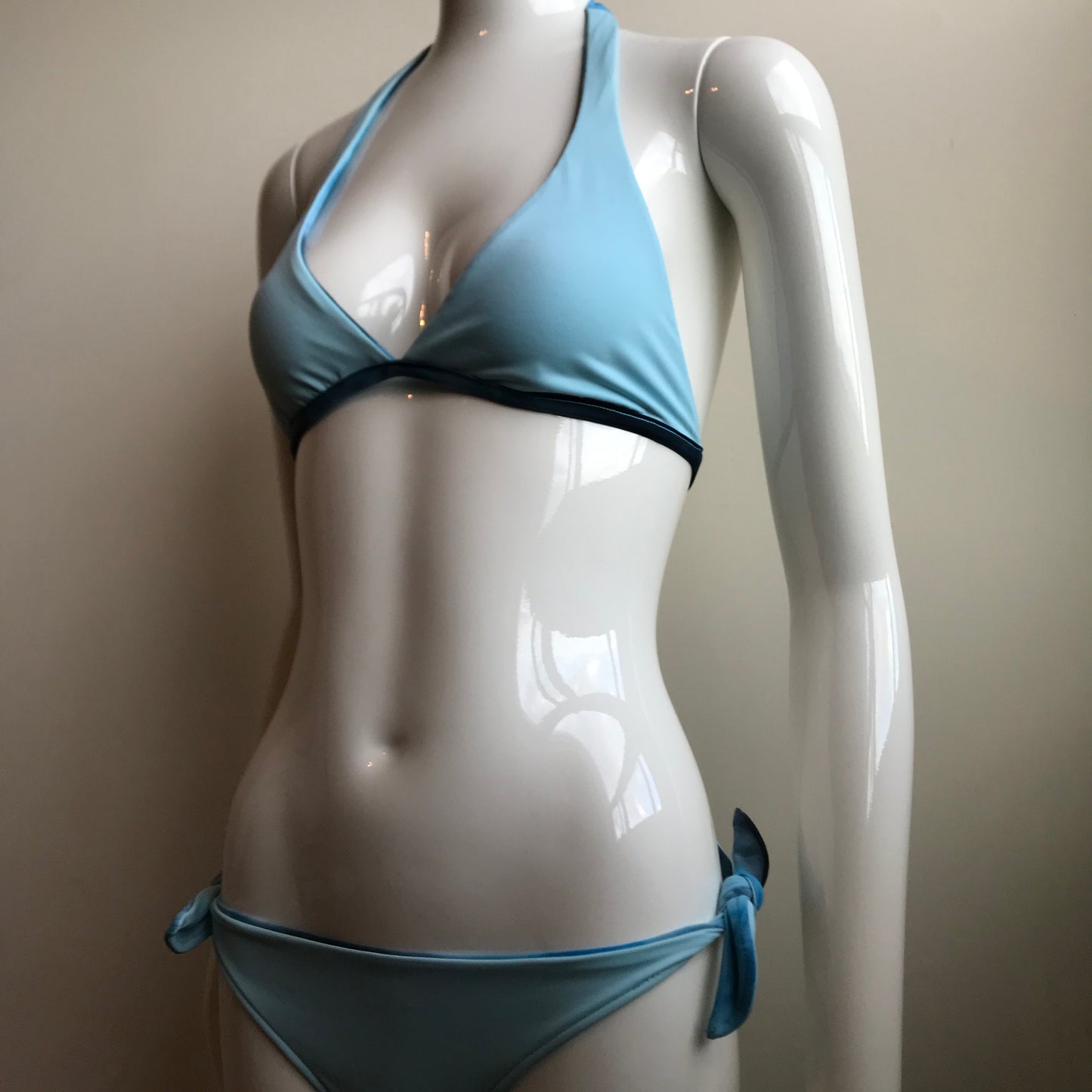 Billabong Bikini  Reversible Blue Tie Dye halter top low rise Swimsuit