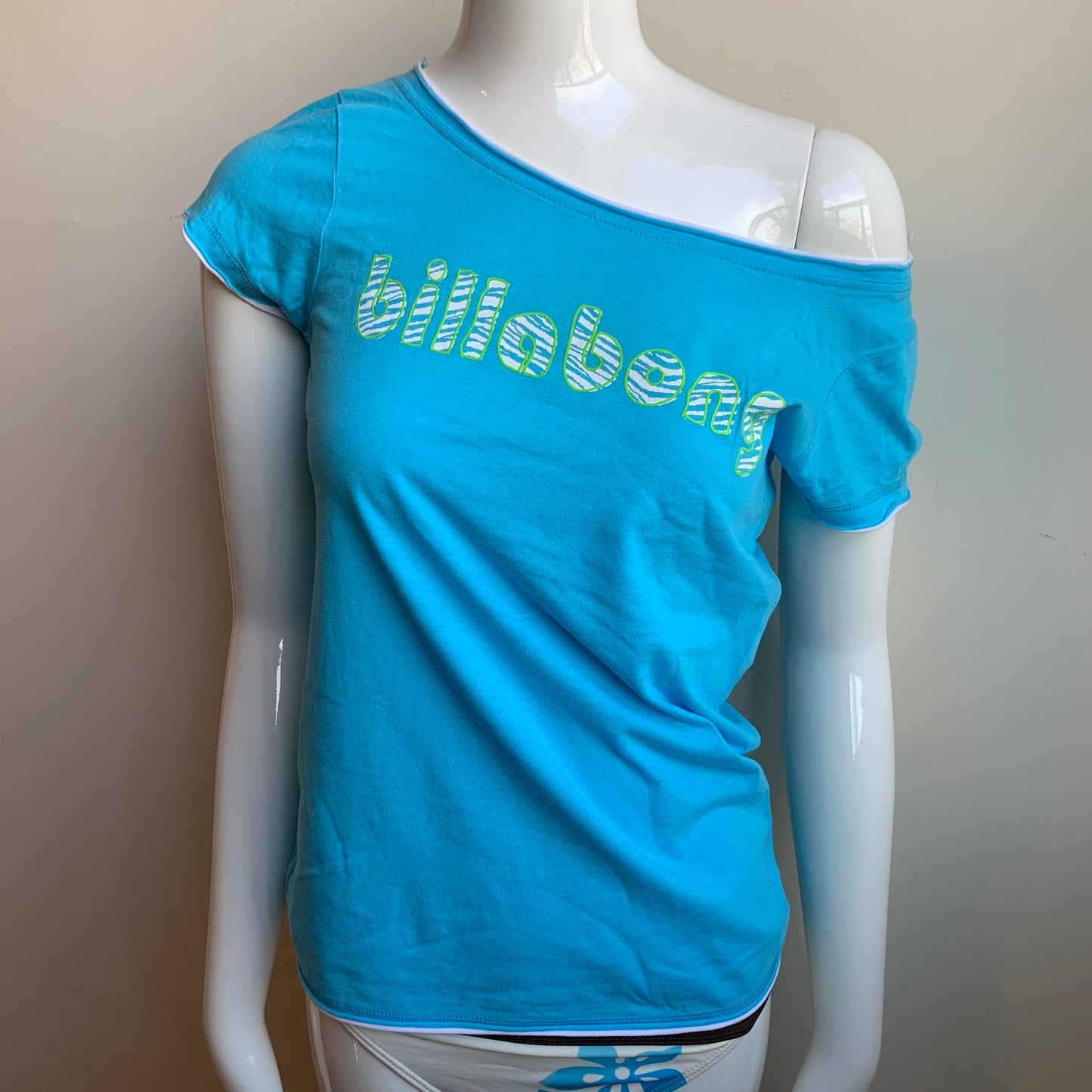 Billabong BLUE CRUSH era Vintage Y2K RARE blue zebra logo fitted t-shirt tshirt