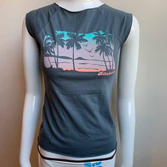 Billabong BLUE CRUSH Vintage RARE gray scenic palm tree print fitted t-shirt top