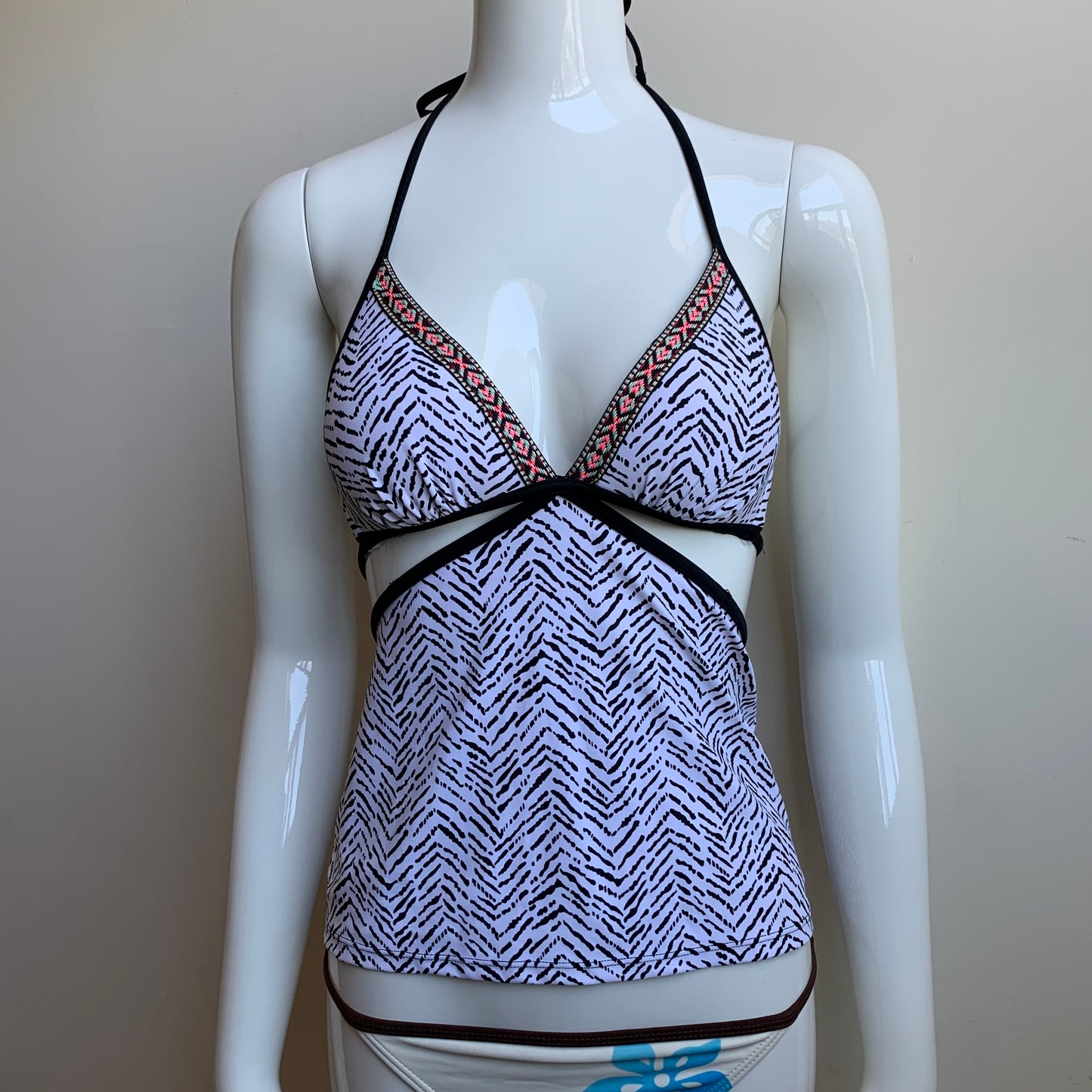 Hula Honey black & white apron style tankini top with push up padding