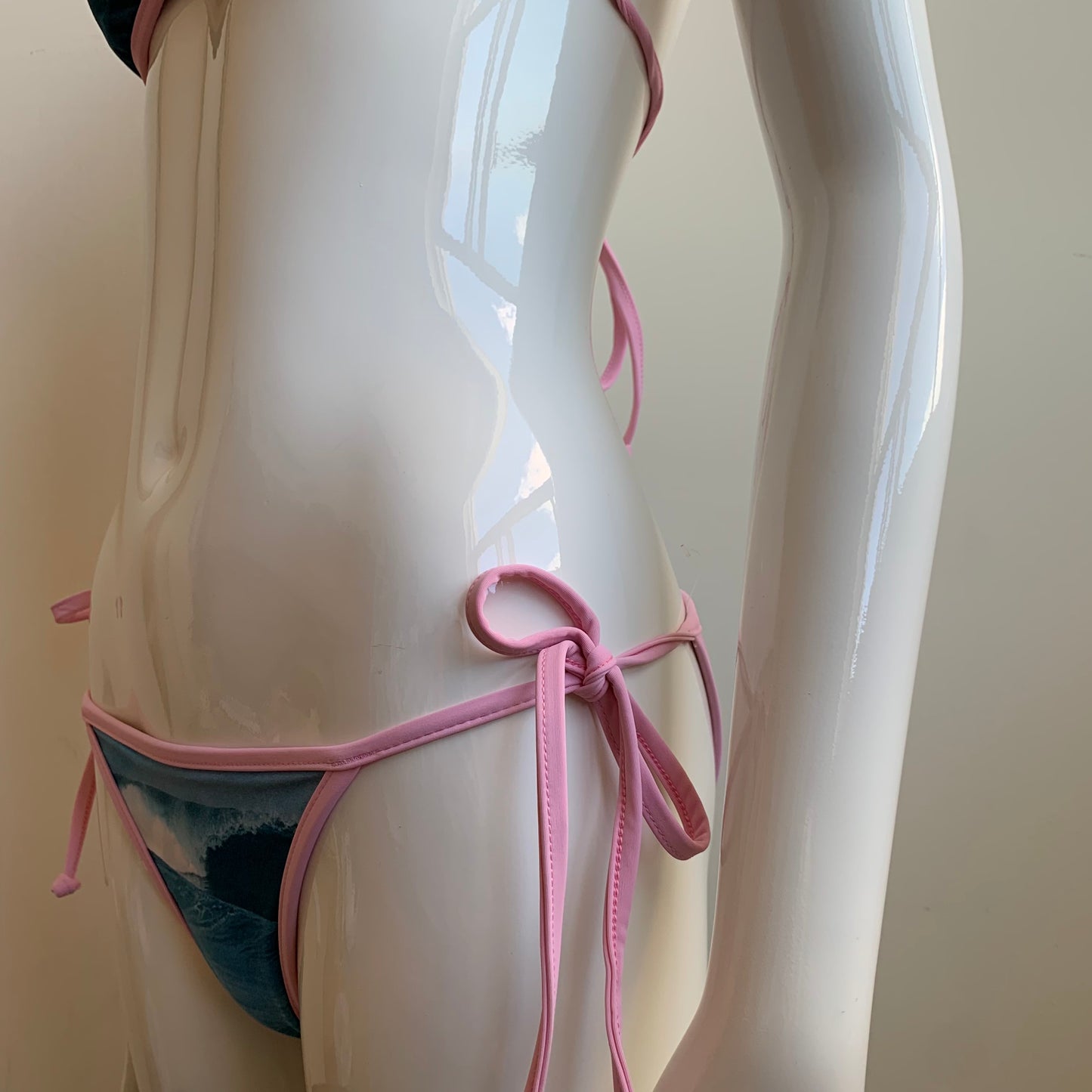 Aaron Chang Vintage NEW Stripe wave Print pink navy triangle top tie side Bikini