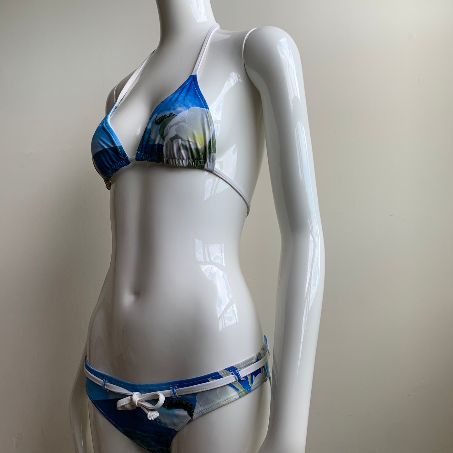 Aaron Chang plumeria blue white reversible belted bikini