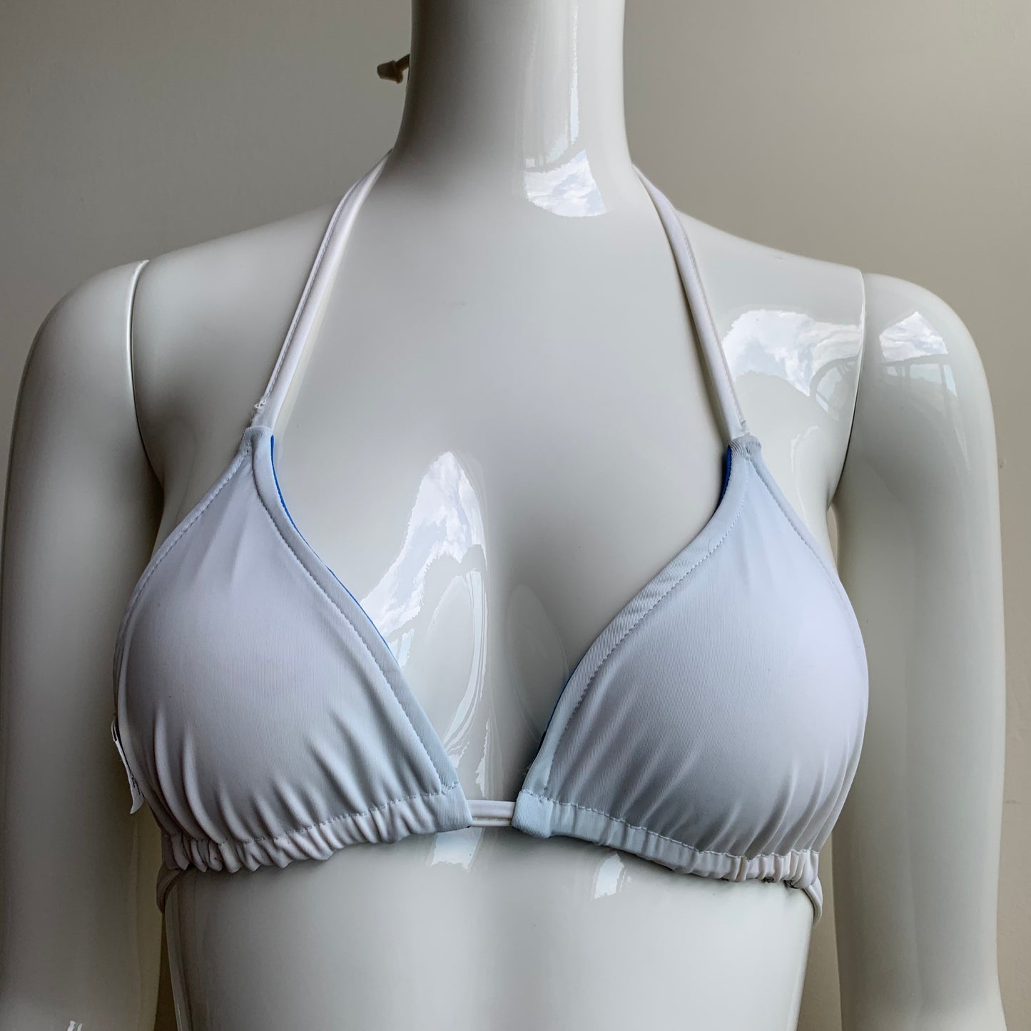 Aaron Chang plumeria blue white reversible belted bikini
