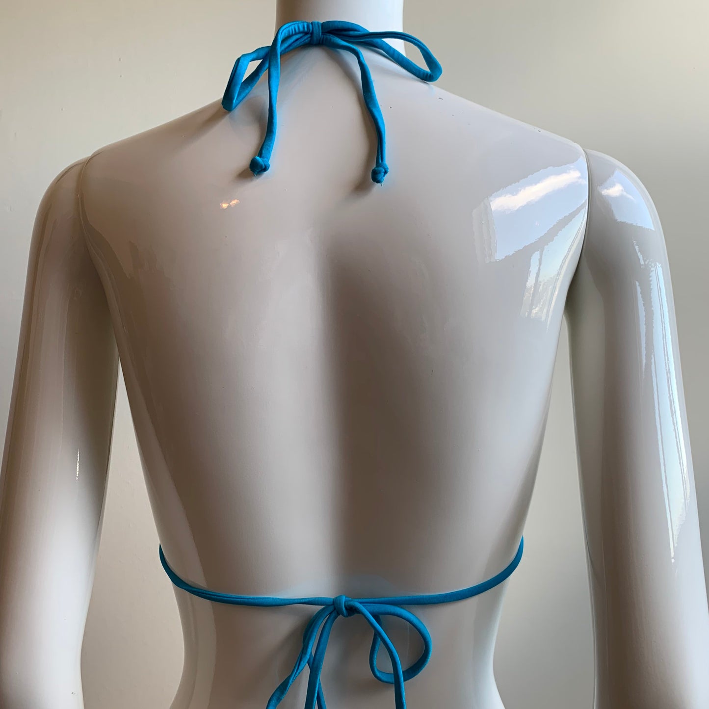 Raisins solid blue triangle bikini top