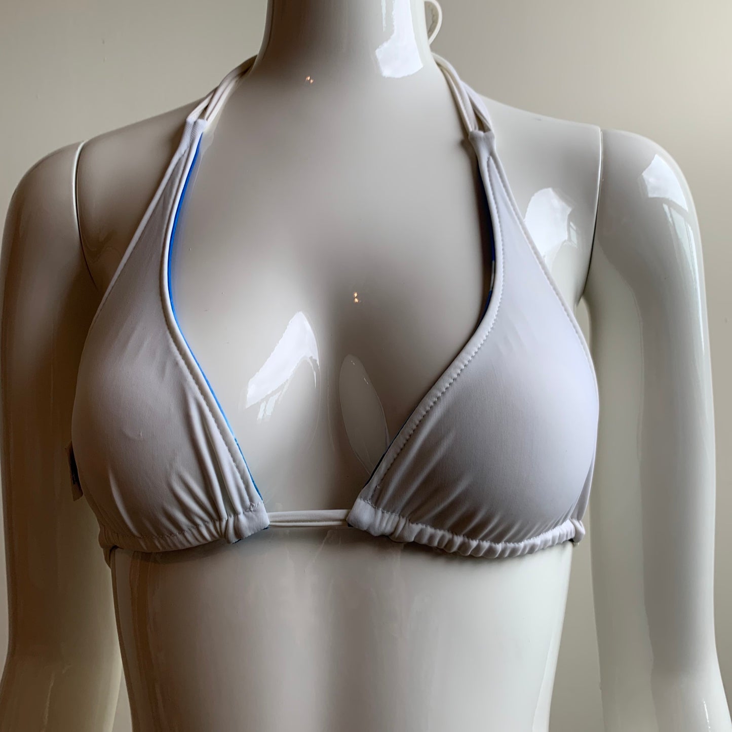 Aaron Chang plumeria white & blue floral one side tie bikini
