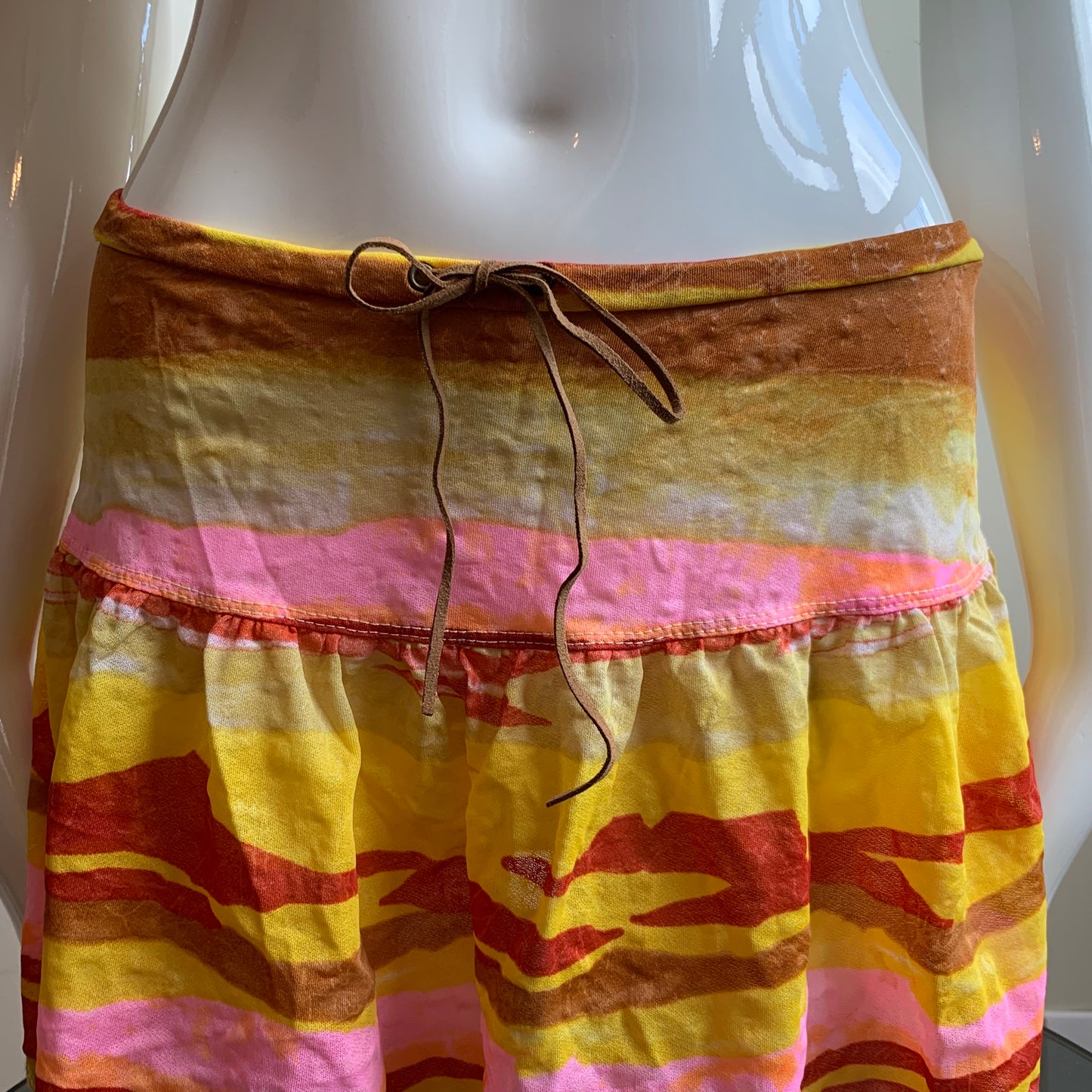 Sauvage california brown & pink pull on swim cover up skirt small