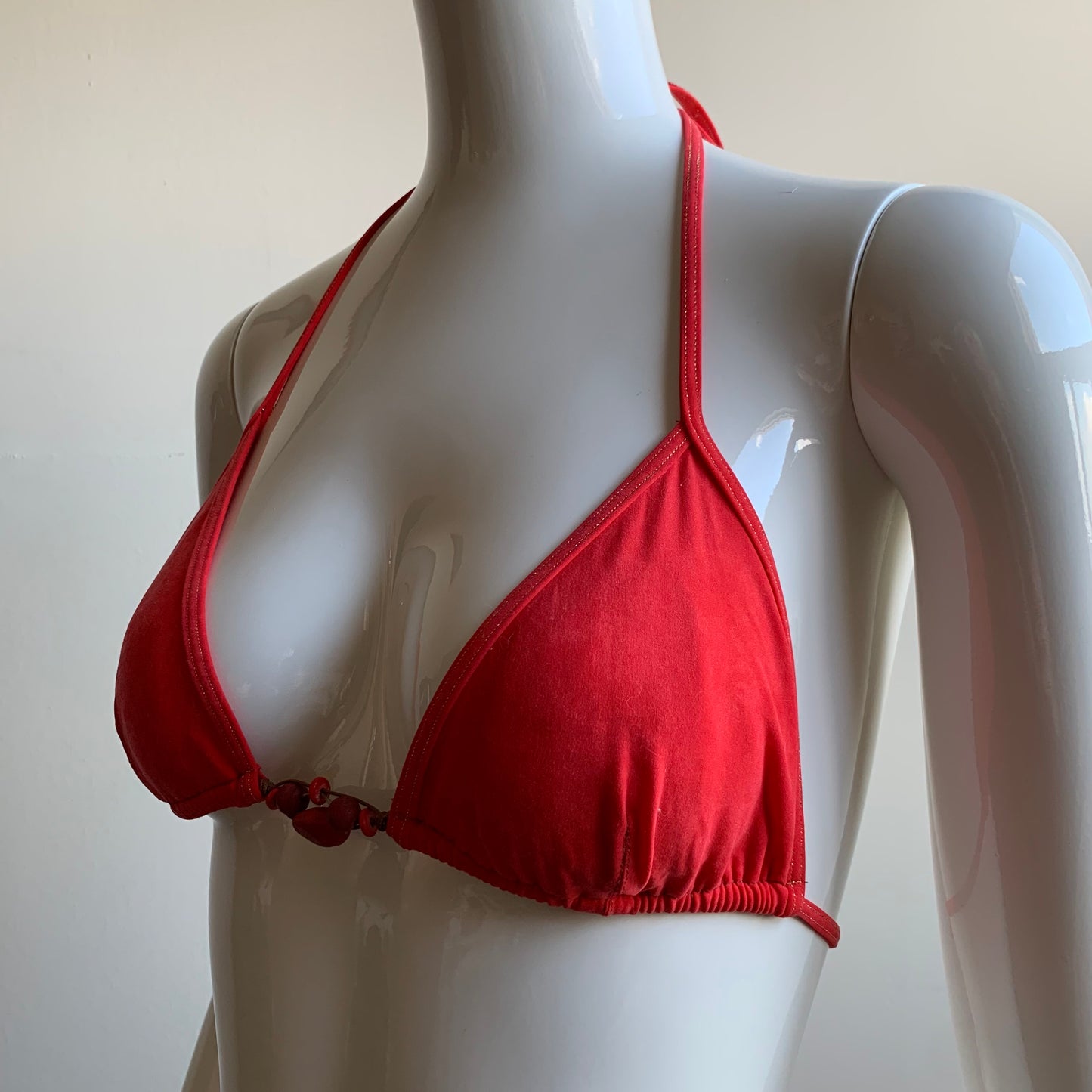 Sauvage california solid Red beaded shell side luxury bikini