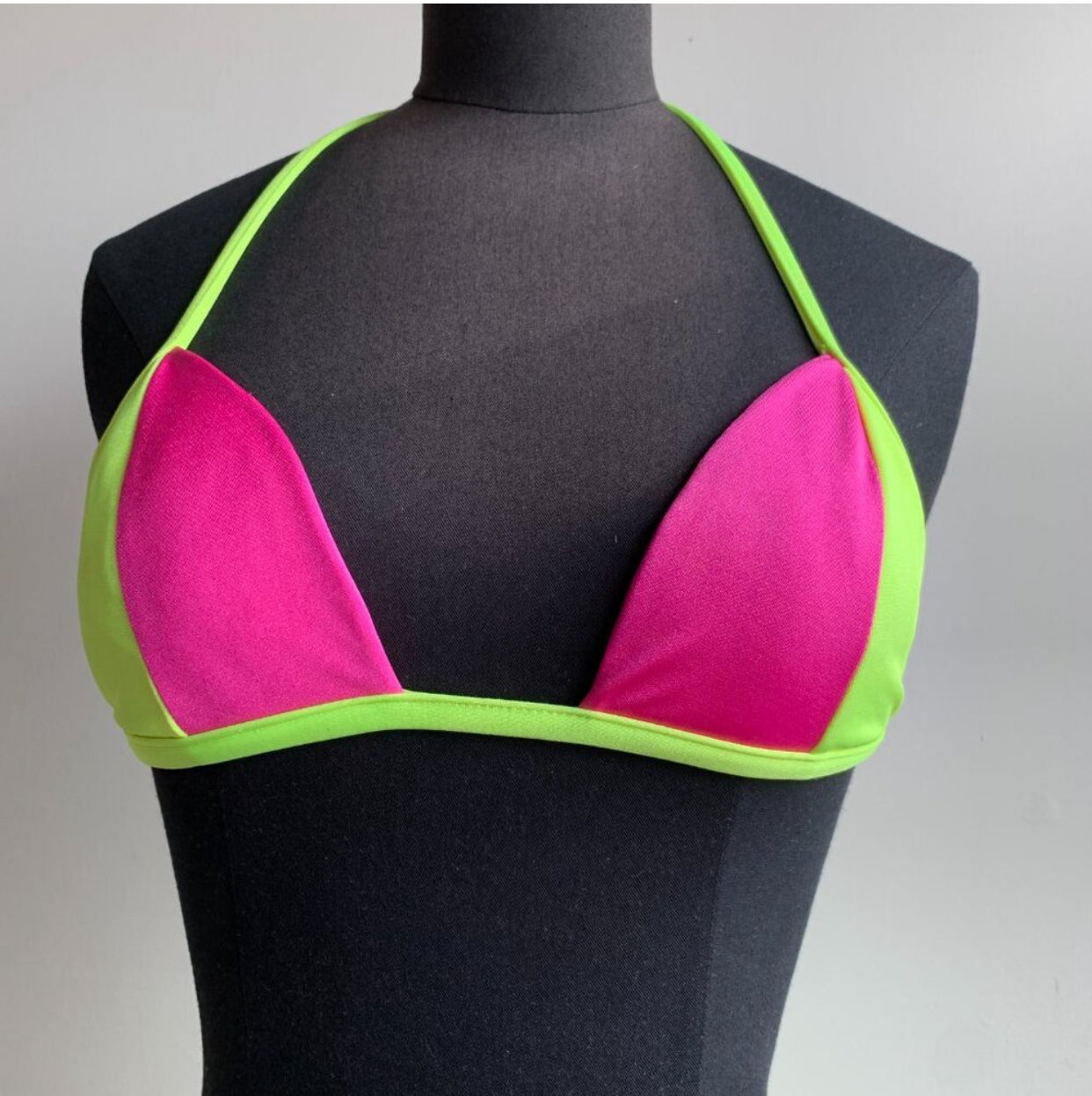 Sauvage Sports Illustrated COVER model swimsuit RARE bikini neon pink yellow